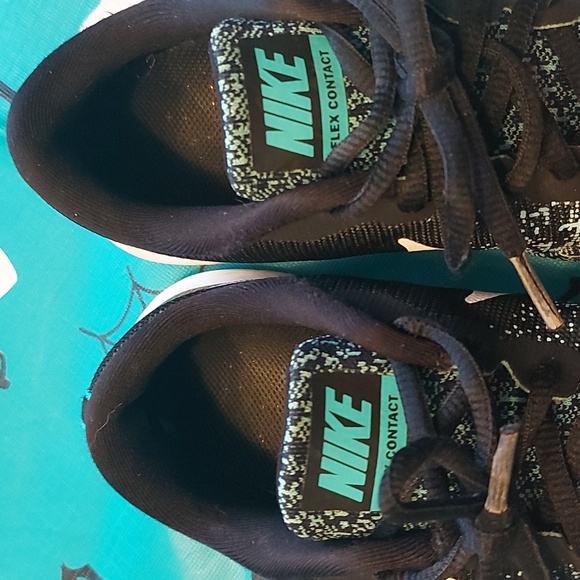 Women's Nikes - Picture 5 of 5